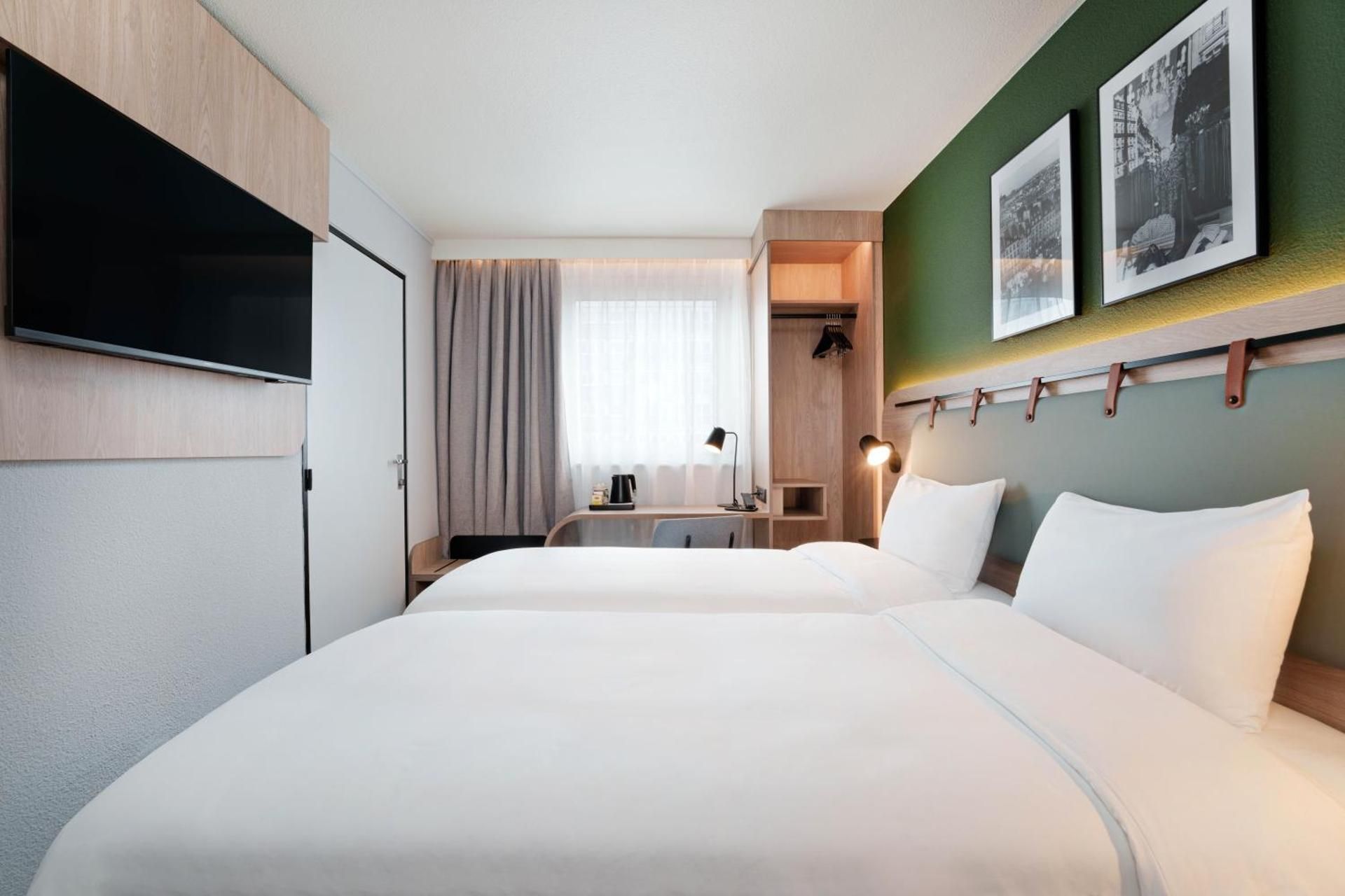 Standard Room - 2 Single Beds