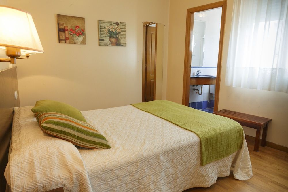 Double Room, 1 Double Bed