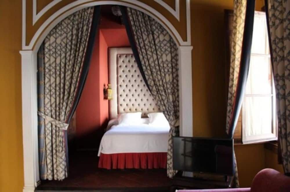 Hotel Casa Imperial Deluxe Double Room