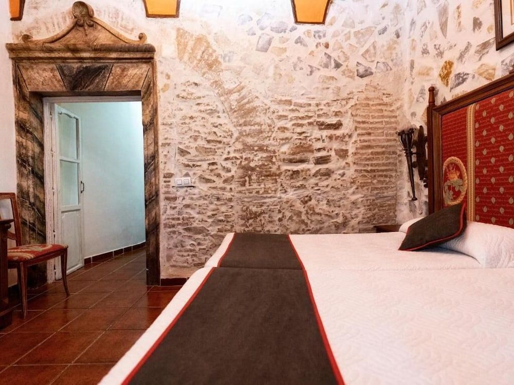 Hotel Las Palmeras by Vivere Stays Twin Room 7