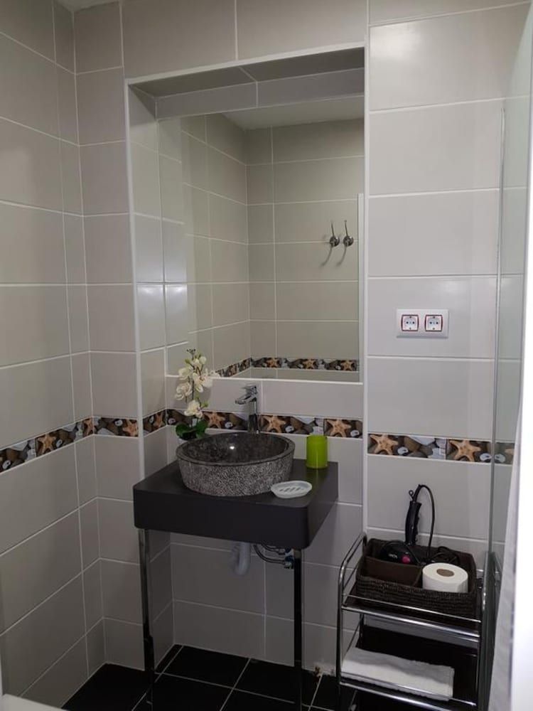 undefined Hostal Star Madrid 8