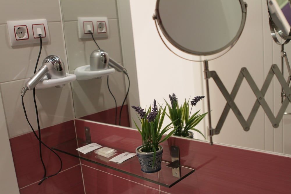 Hostal Star Madrid Superior Double Room 5