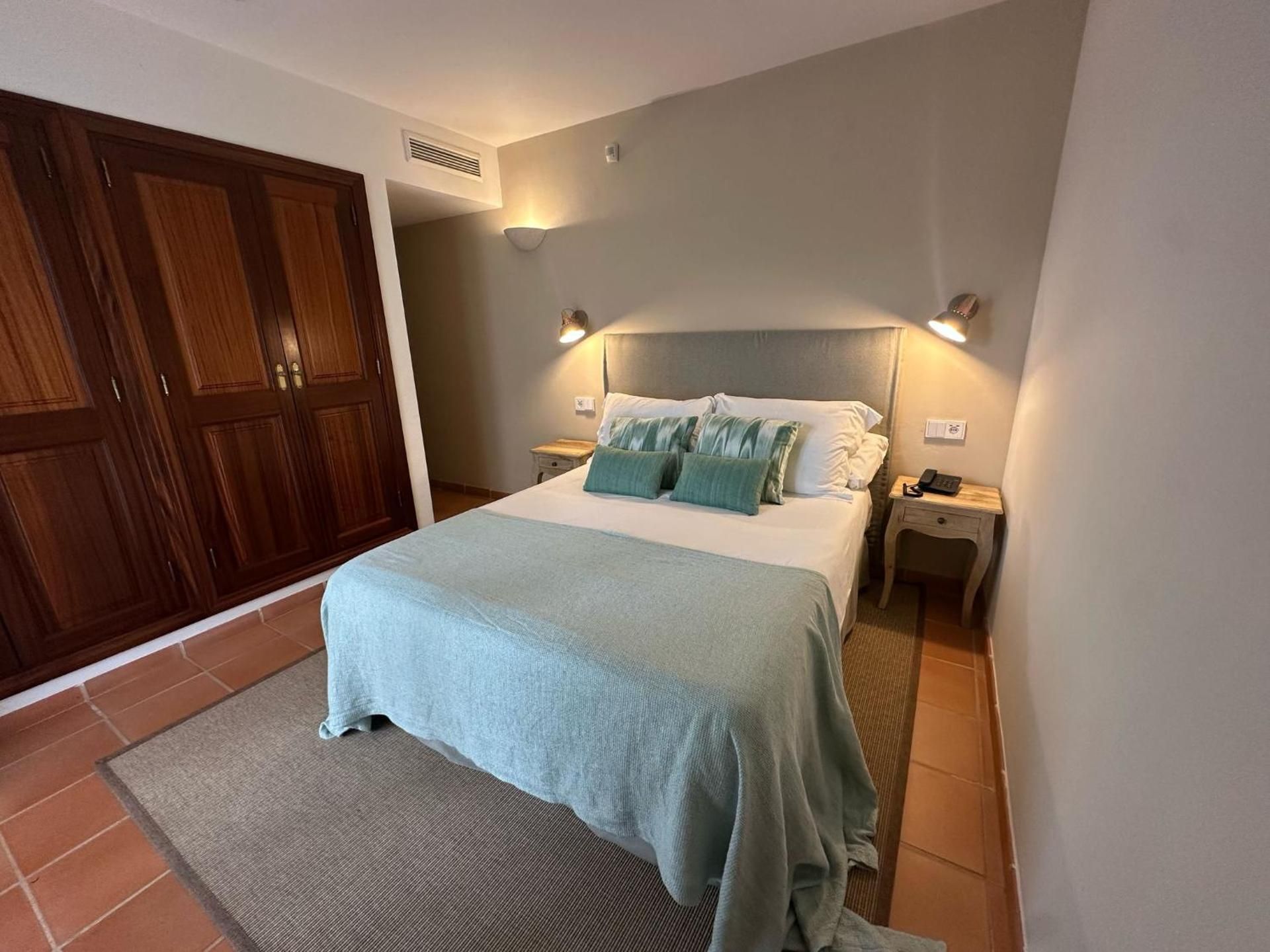 Single Room with Terrace