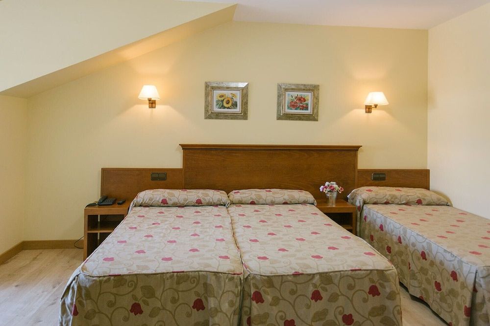 O Castro Triple Room 4