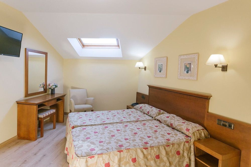 O Castro Double Room, Mountain View 4