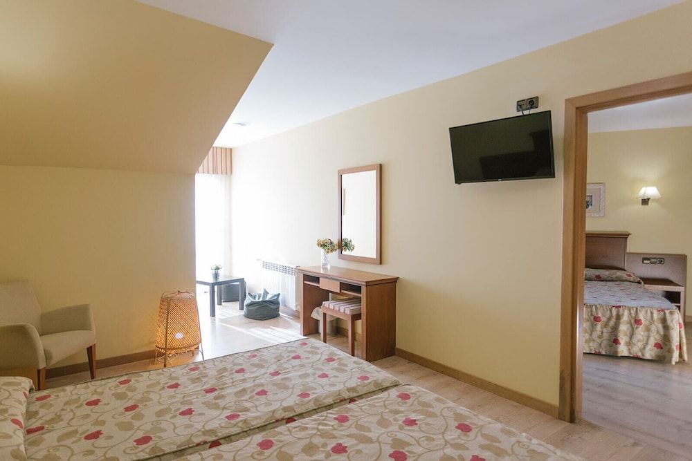 O Castro Quadruple Room 18