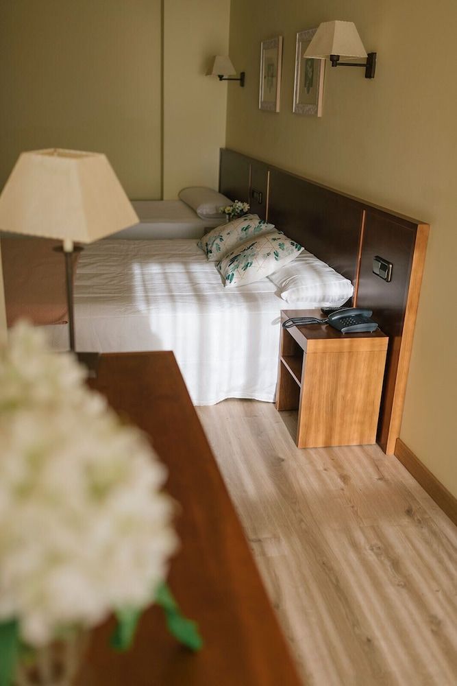 O Castro Triple Room 11