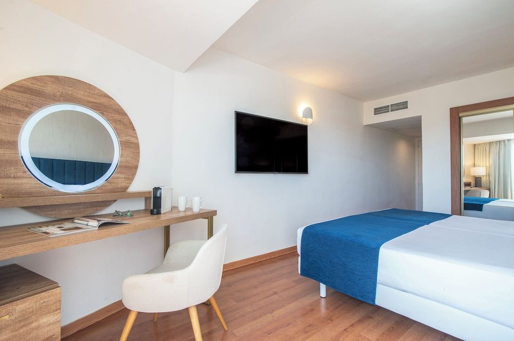 Hotel Costa Málaga (Adutls Recommended) by Pierre & Vacances Superior Double Room, Sea View 3