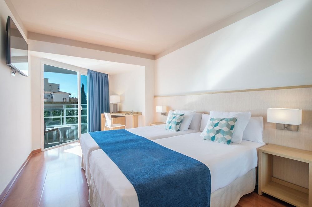 Hotel Costa Málaga (Adutls Recommended) by Pierre & Vacances Double Room 2