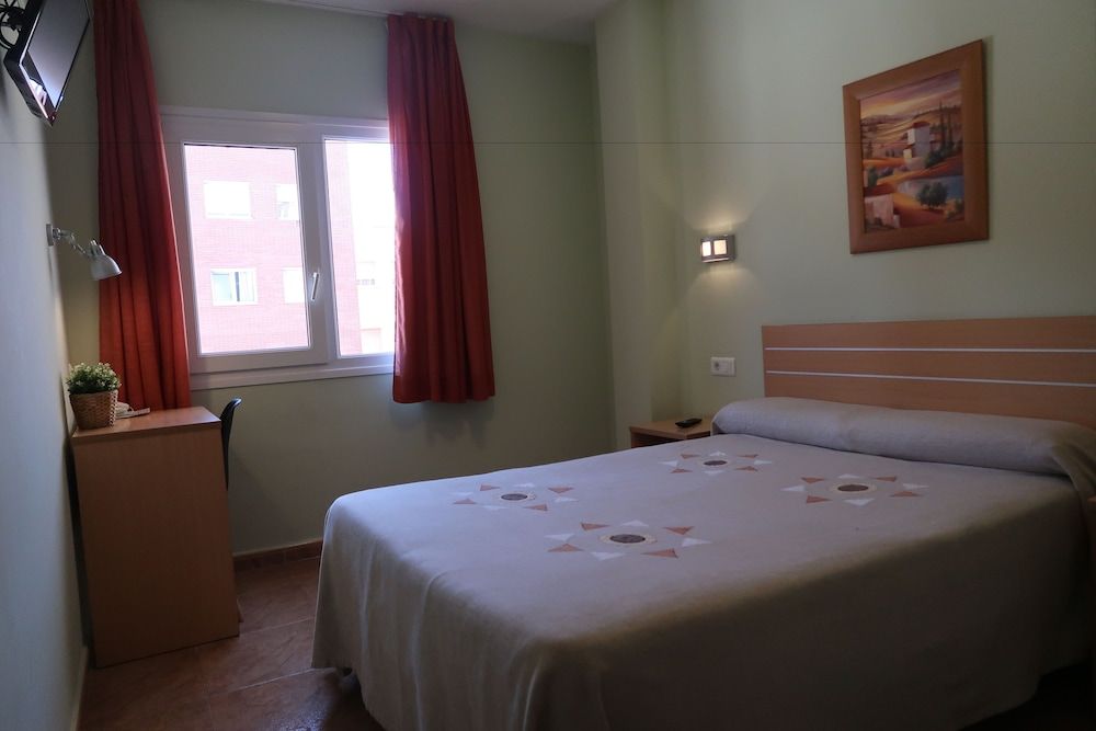El Cami Hotel