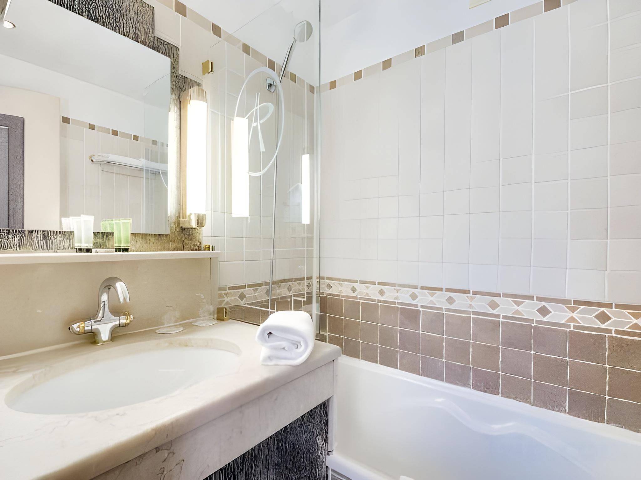 Pavillon Opera Grands Boulevards Double Room 3