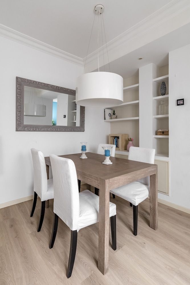 El Viso Smart Deluxe Apartment, 2 Bedrooms, Kitchen, City View 15