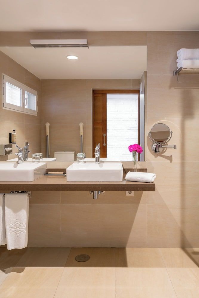 Parador De Mazagon Standard Twin Room 4