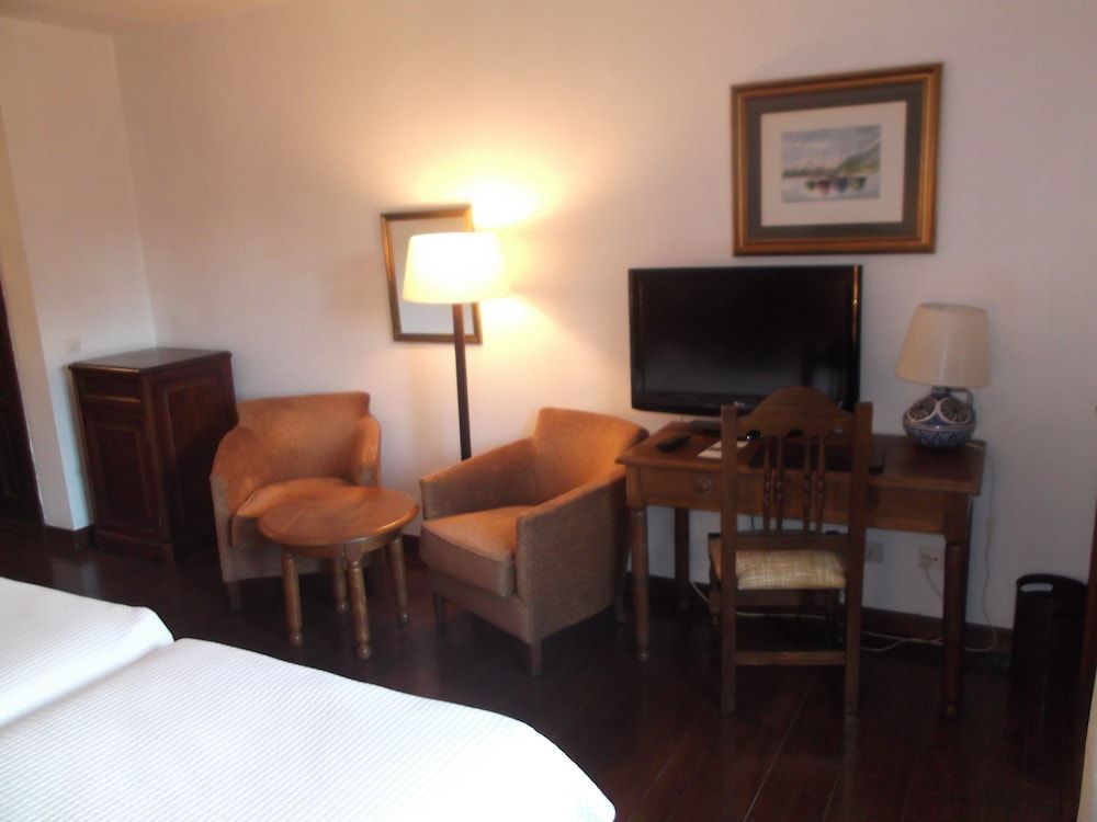 Standard Twin Room (3 Adults)