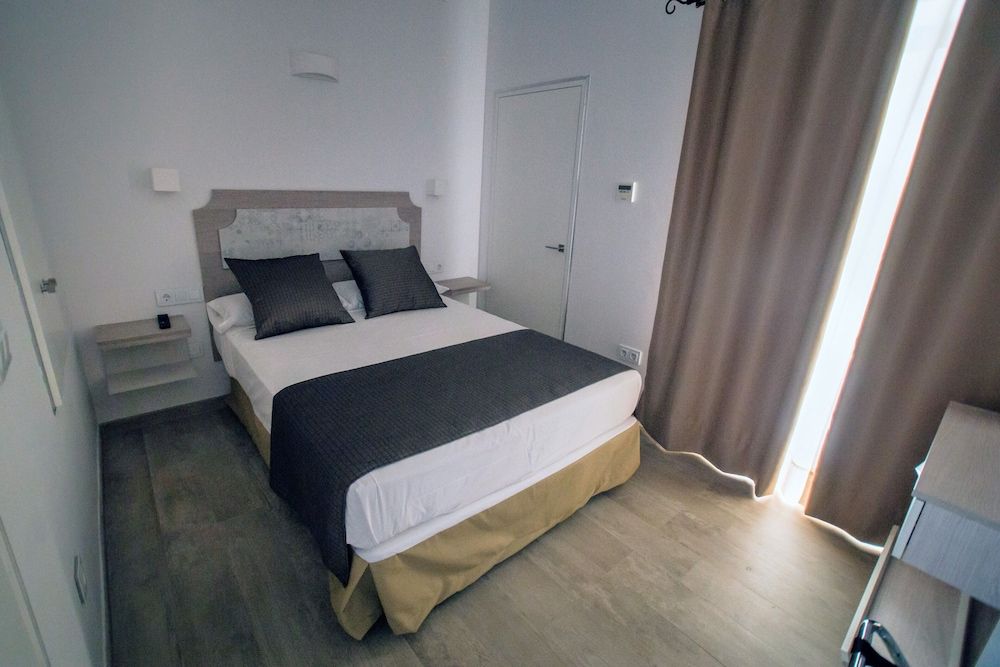 Patios del Orfebre Economy Double Room 3