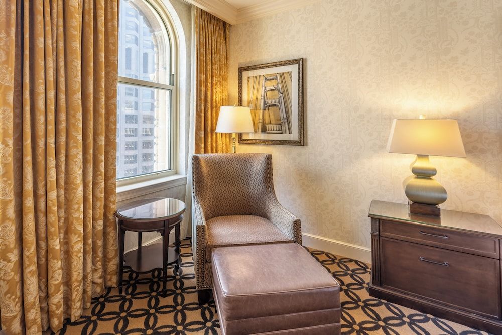 Omni San Francisco Hotel Deluxe Room, 1 King Bed 5