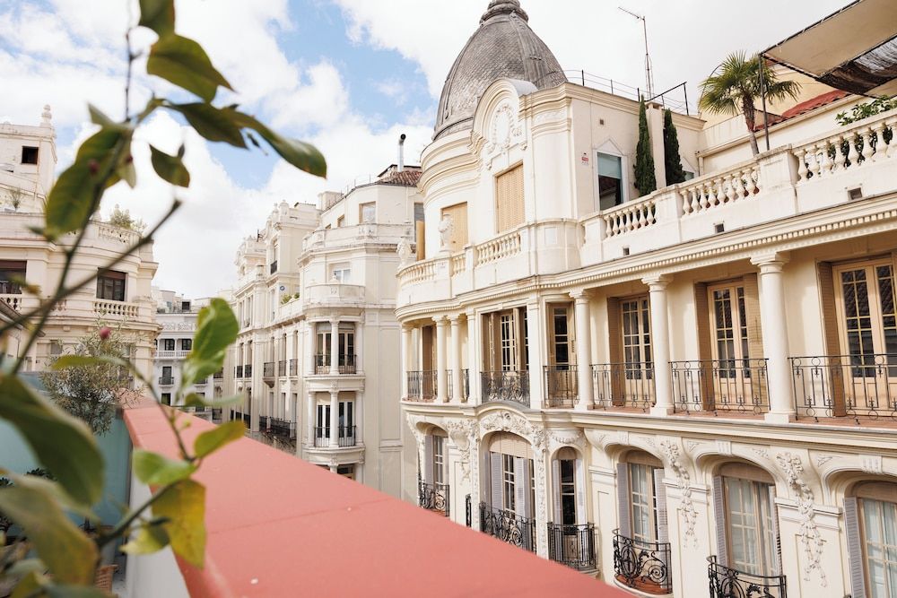 undefined Slow Suites Gran Vía 10