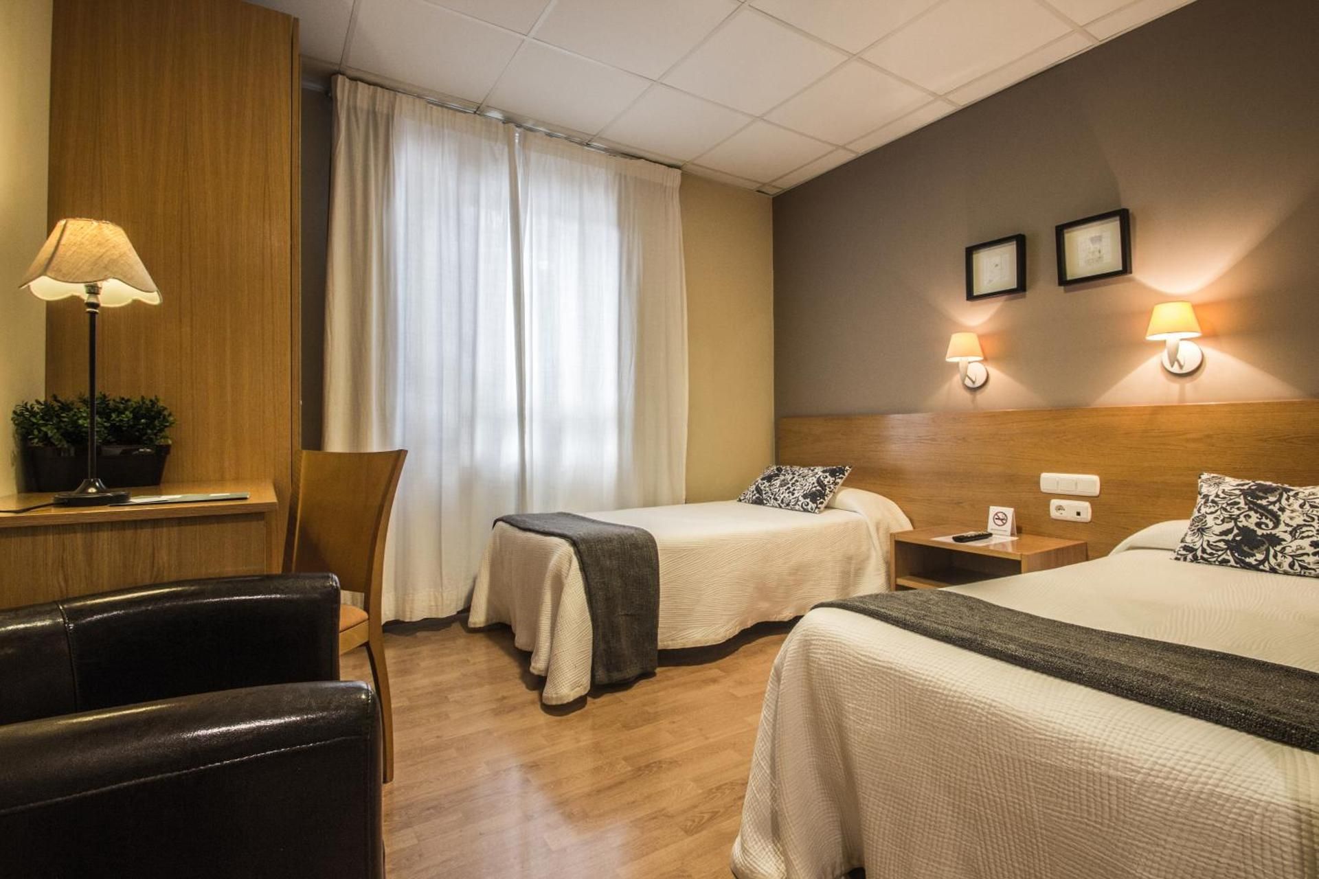 Casa Jacinto Pamplona Twin Room