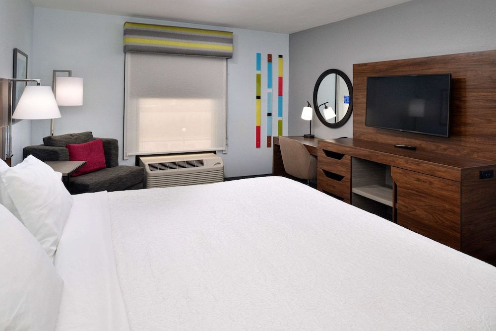 Room, 1 King Bed, Non Smoking