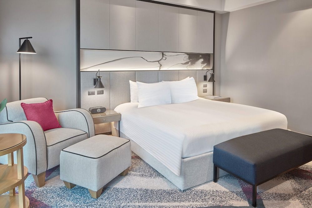 Standard Room, 1 King Bed (Low Floor)