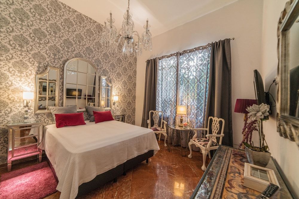 undefined Rey Don Pedro Luxury Home 9