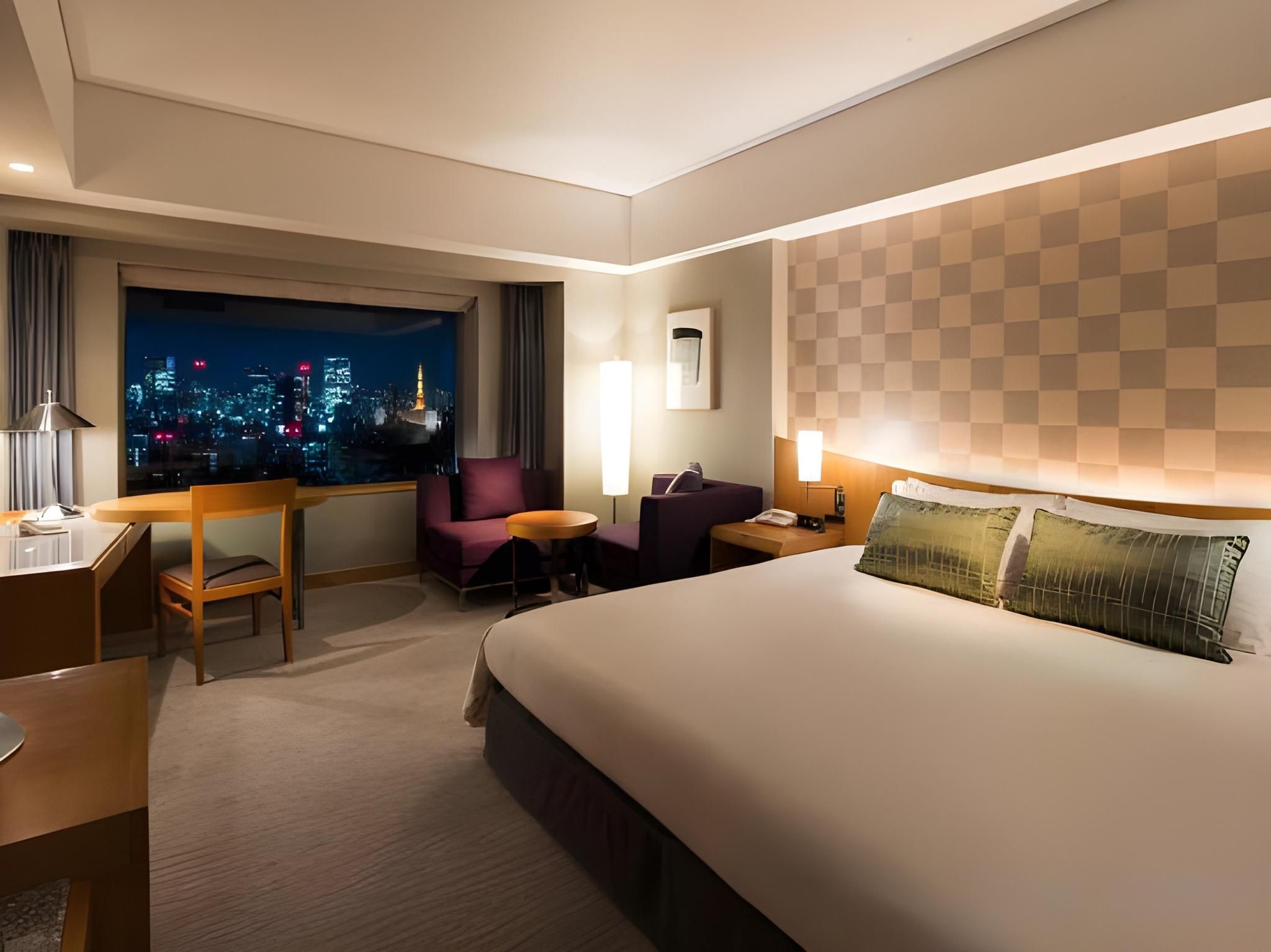 Cerulean Deluxe King Room, Non-Smoking