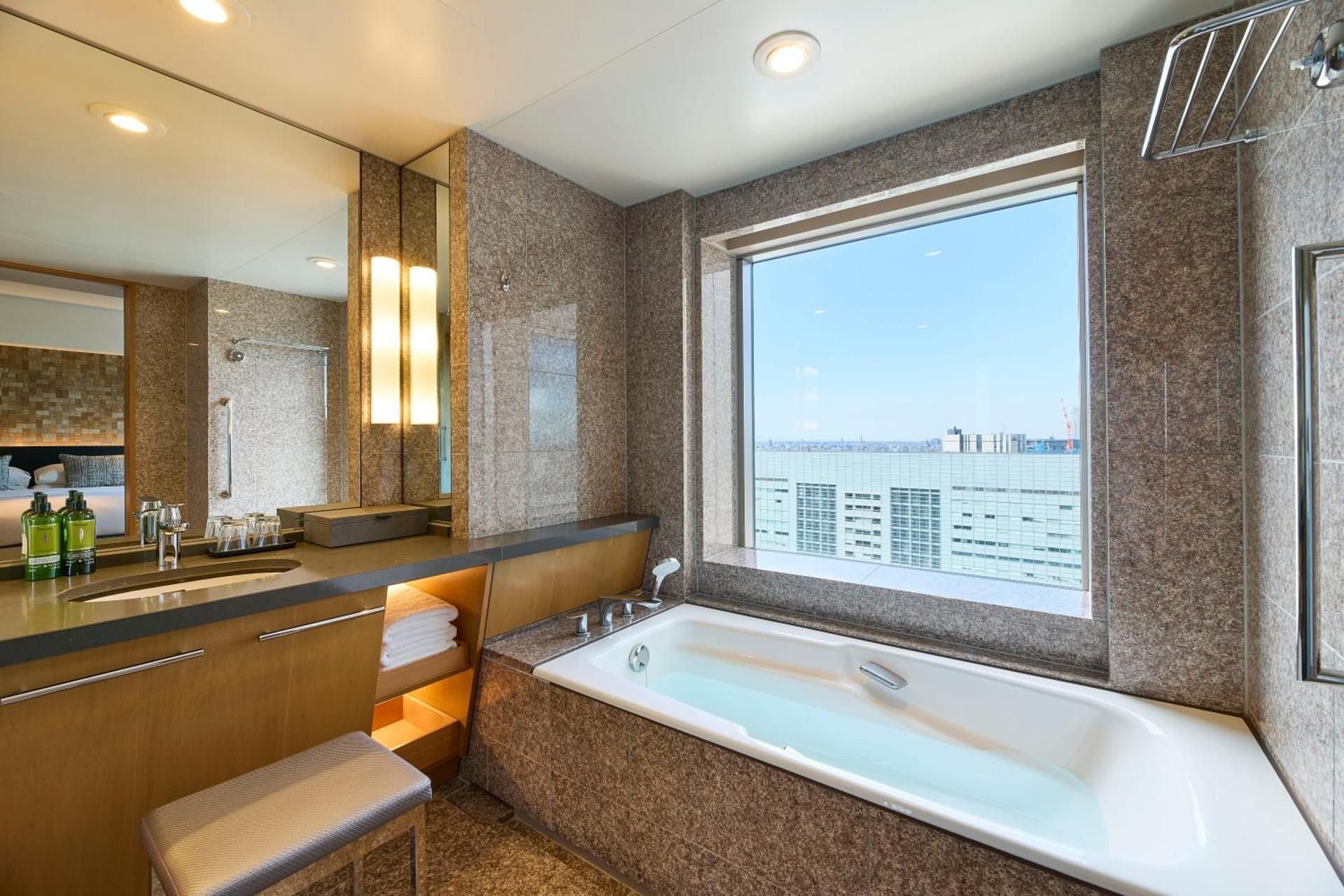 undefined Cerulean Tower Tokyu Hotel 4