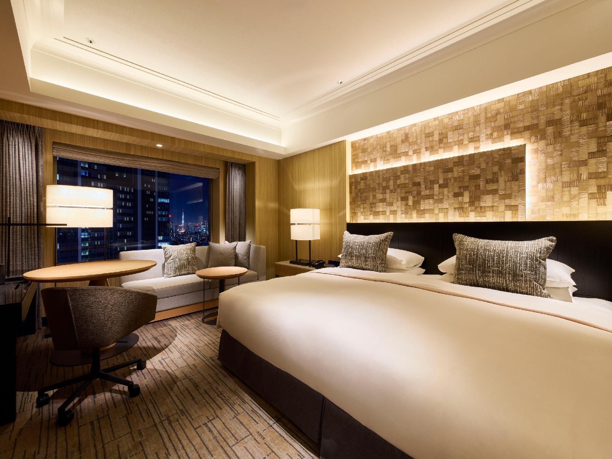 Cerulean Deluxe King Room, Non-Smoking