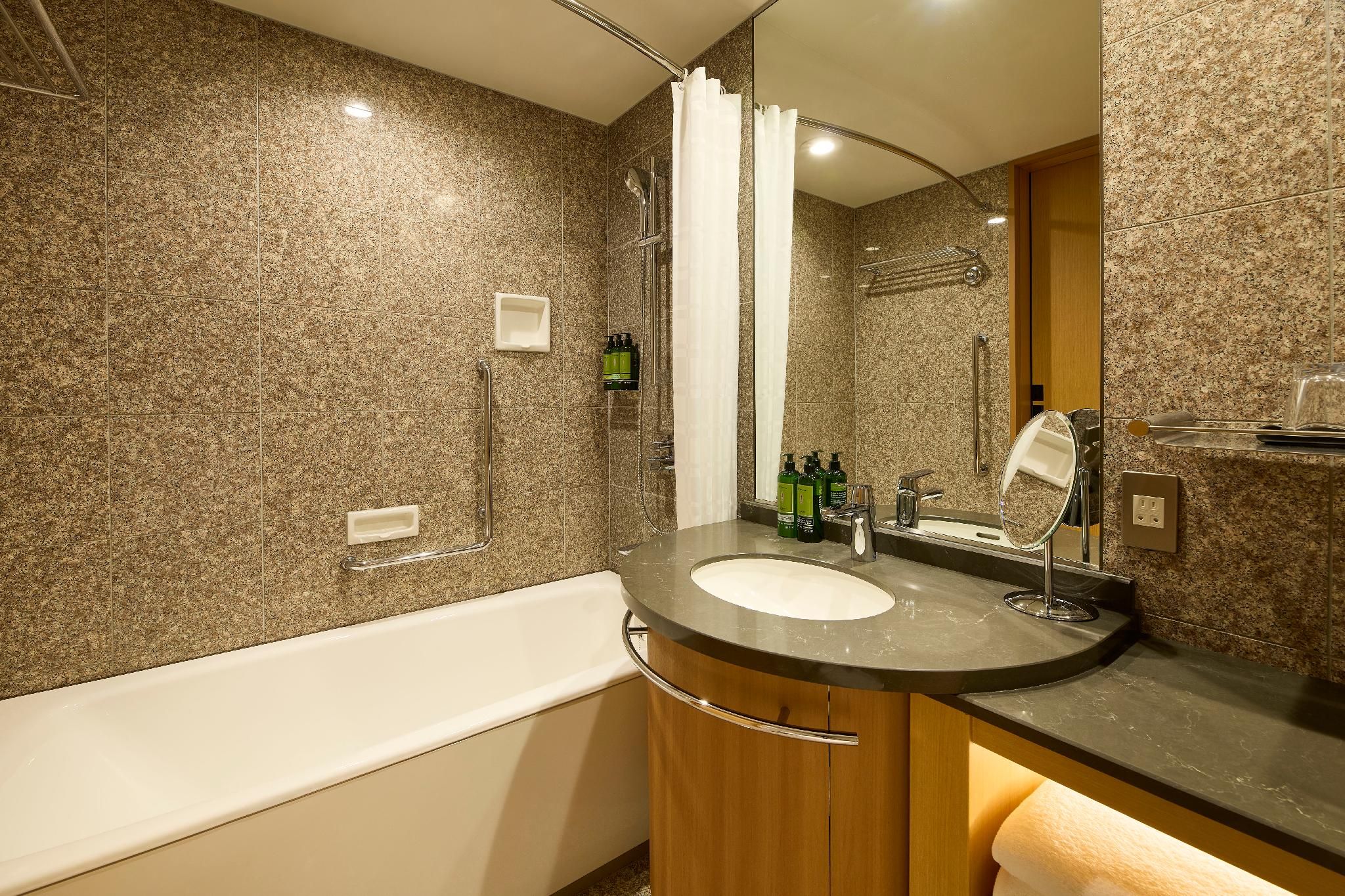 undefined Cerulean Tower Tokyu Hotel 6