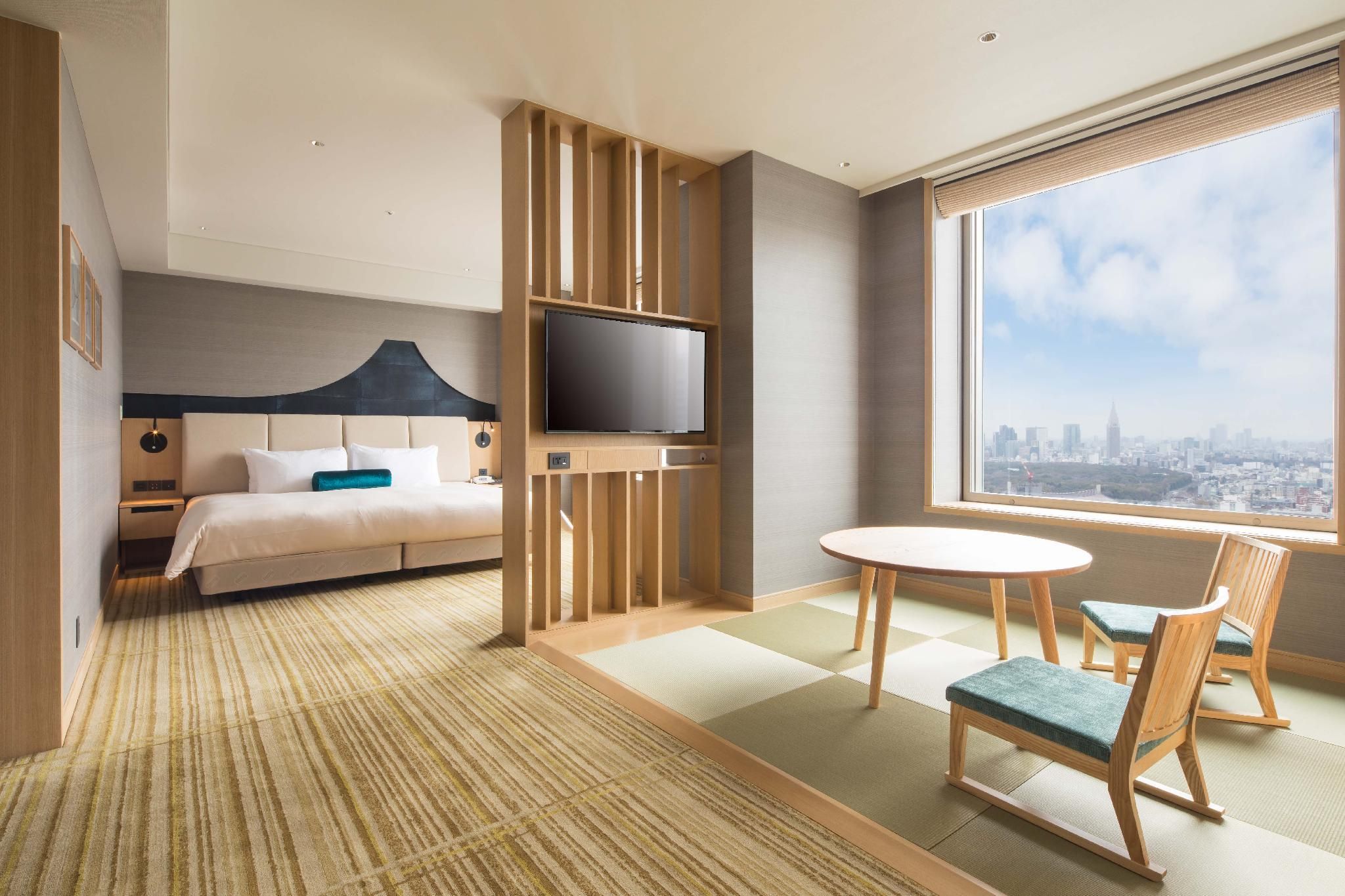 Fuji Junior Suite with Lounge Access - Non-Smoking