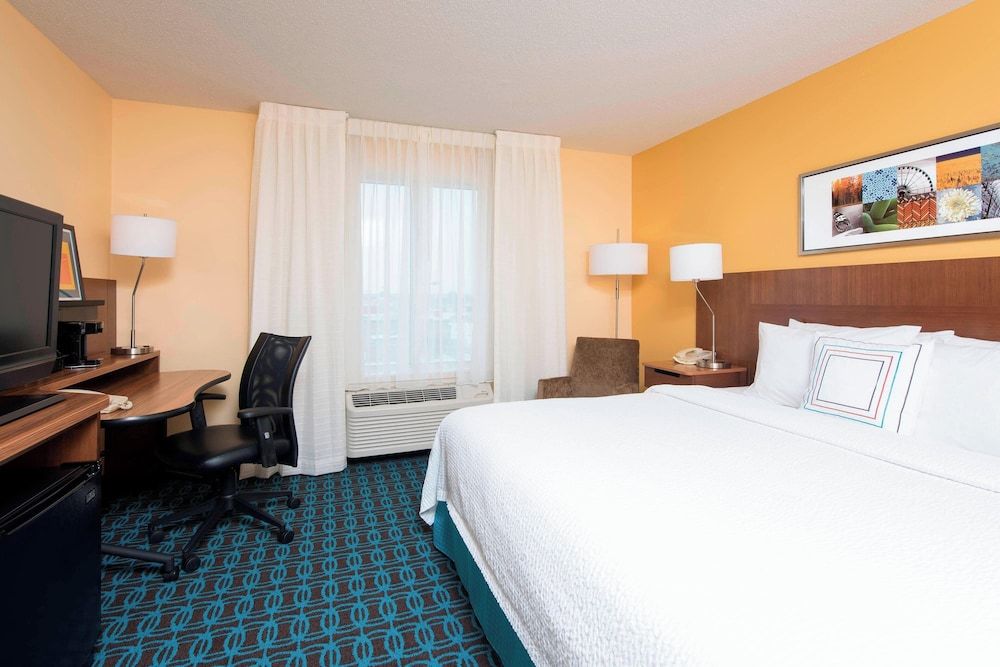 Room, 1 King Bed, Non Smoking