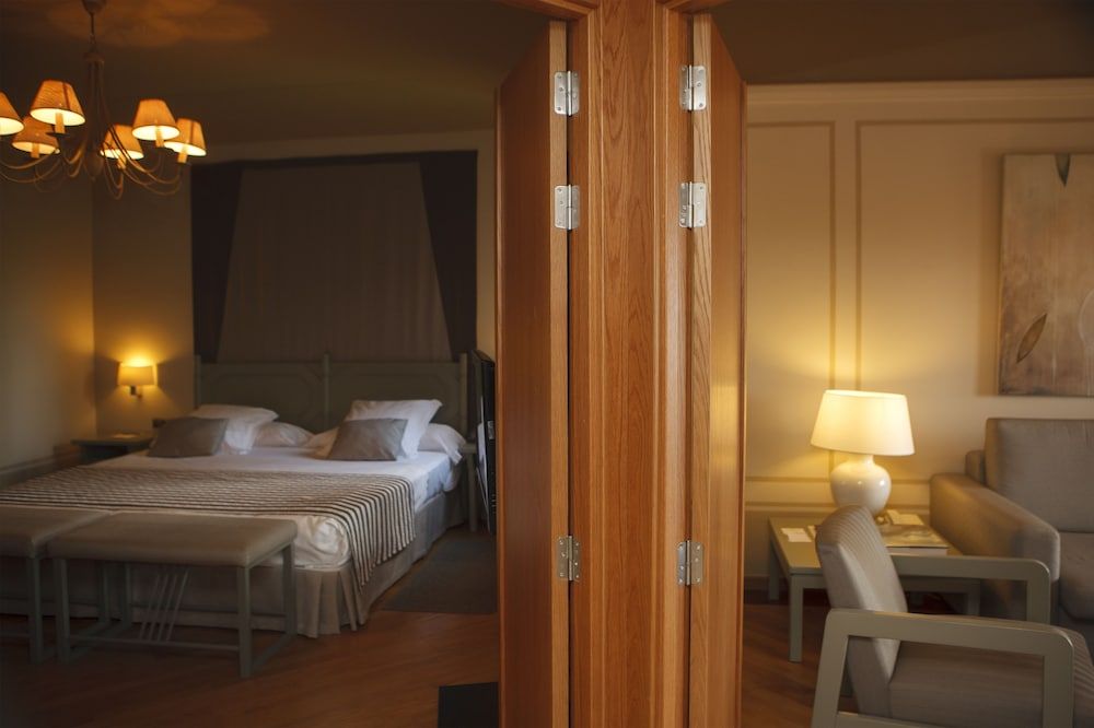 Parador de Segovia Junior Suite 3