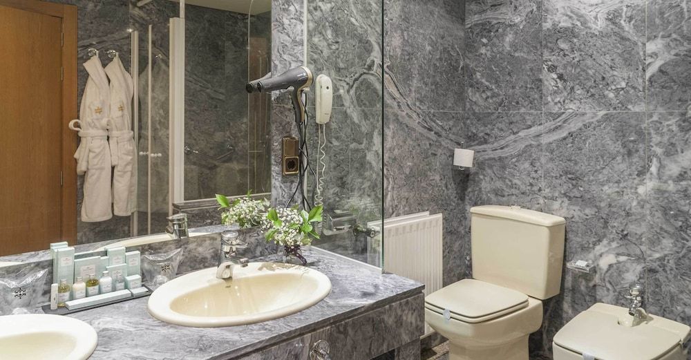 Parador de Segovia Junior Suite 8