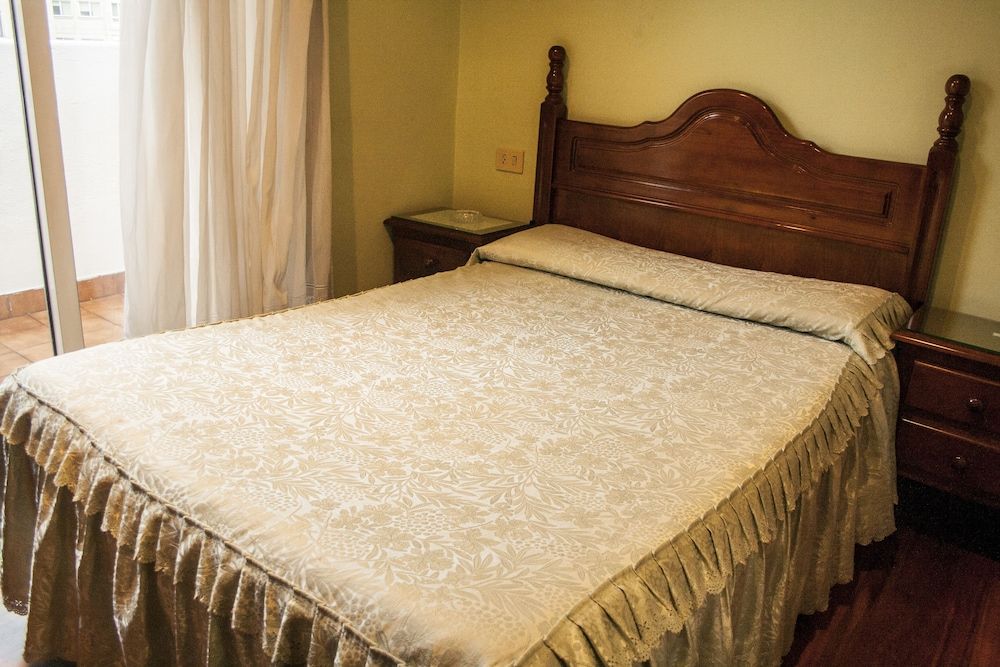 Pensión Residencia Buenos Aires Single Room 2