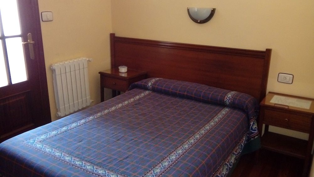 Pensión Residencia Buenos Aires Single Room