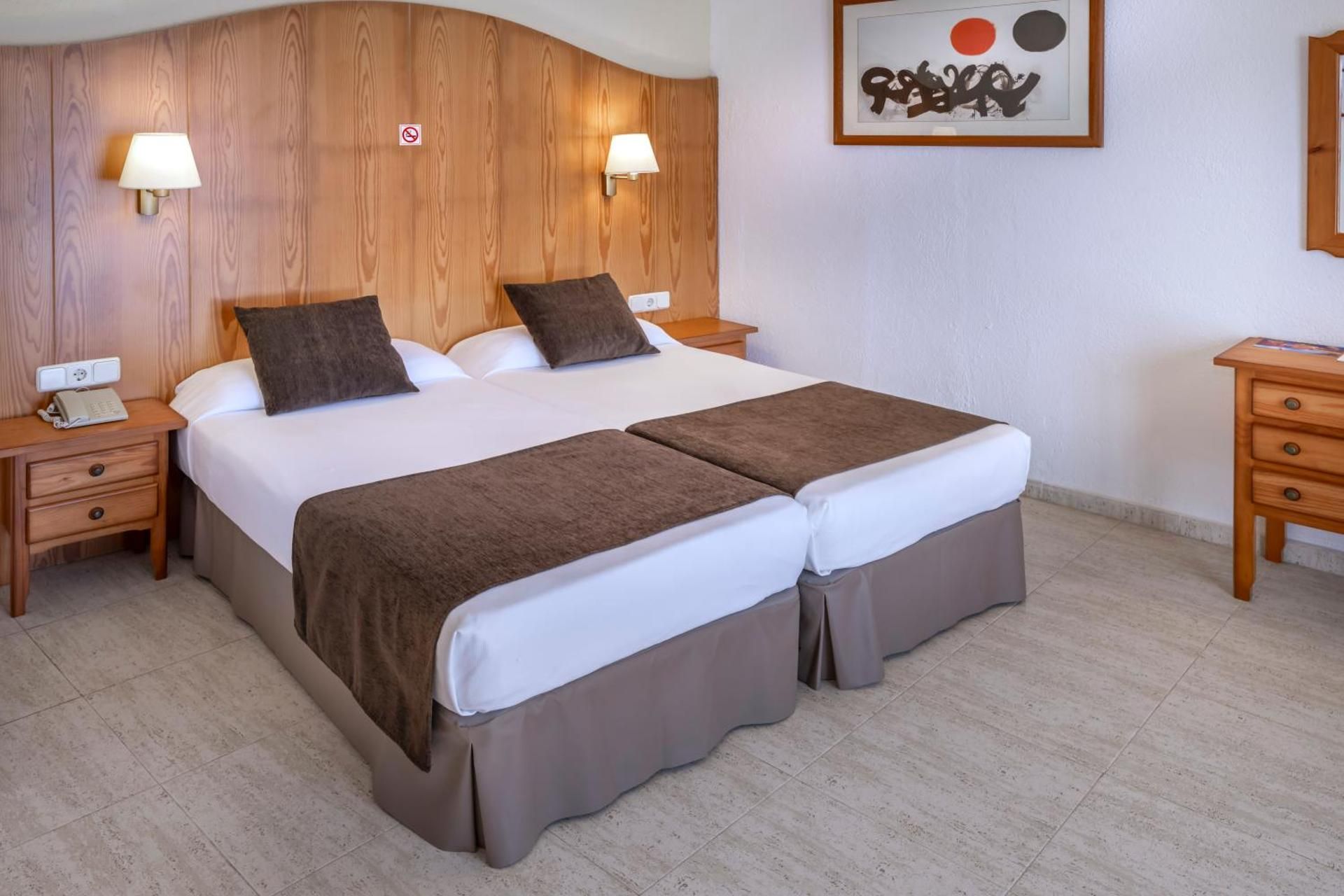 Quadruple Room with Balcony