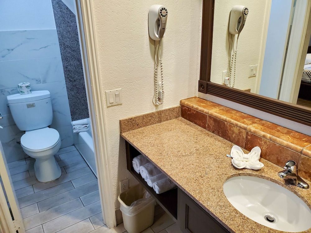 Studio 6 National City, CA - Naval Base San Diego Standard Room, 2 Queen Beds, Non Smoking, Kitchenette 13