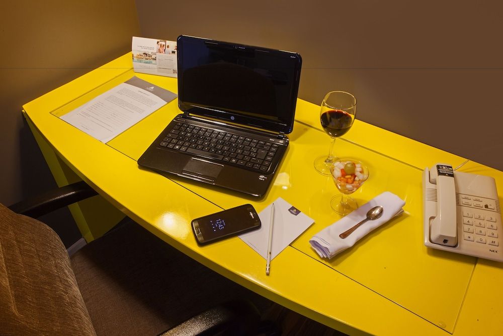 In-Room Business Center