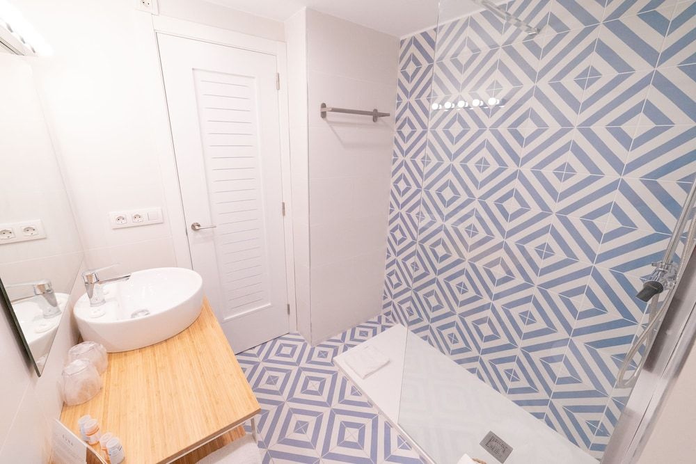 Duna Hotel Boutique Standard Double Room, Balcony, Beach View 12