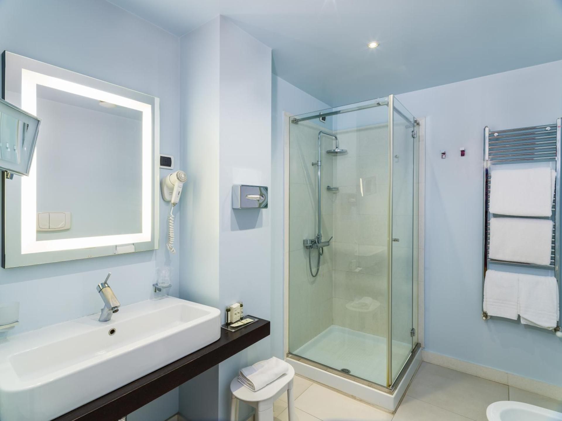 Grand Hotel Tiziano E Dei Congressi Superior Twin bed 3