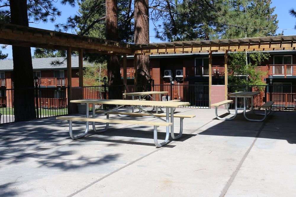 undefined Bluelake Inn at Tahoe 10