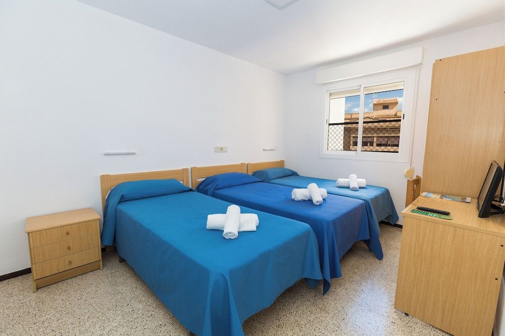 Hostal El Mercat Triple room without terrace
