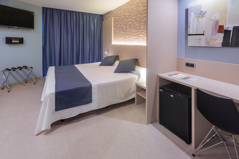 Double Room, Partial Sea View