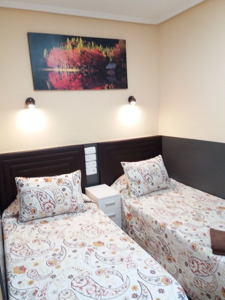 undefined Hostal Numancia 9