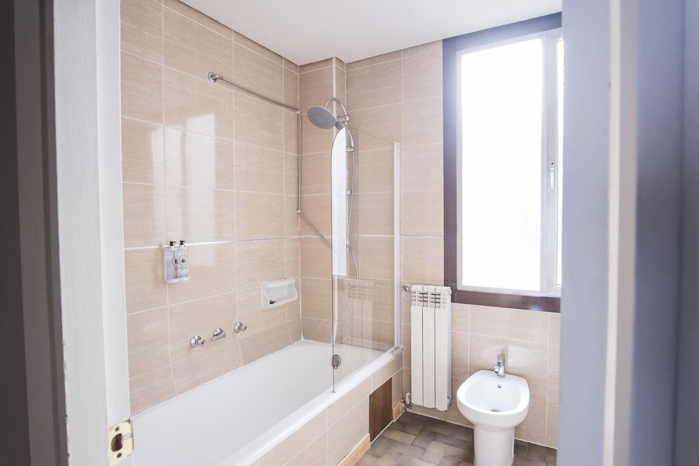 Hotel Alda Centro Ponferrada Double or Twin Room, Balcony 7