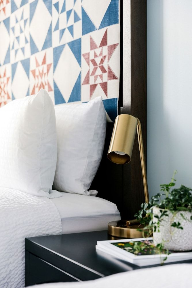 undefined Mount Royal Hotel 7