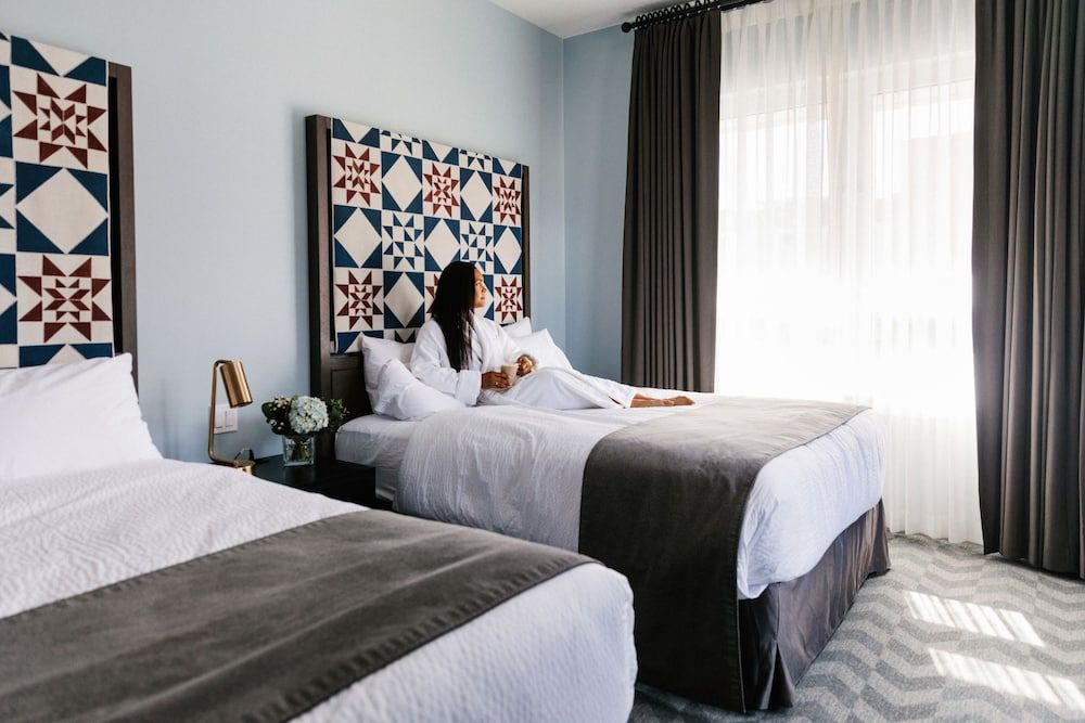 undefined Mount Royal Hotel 10