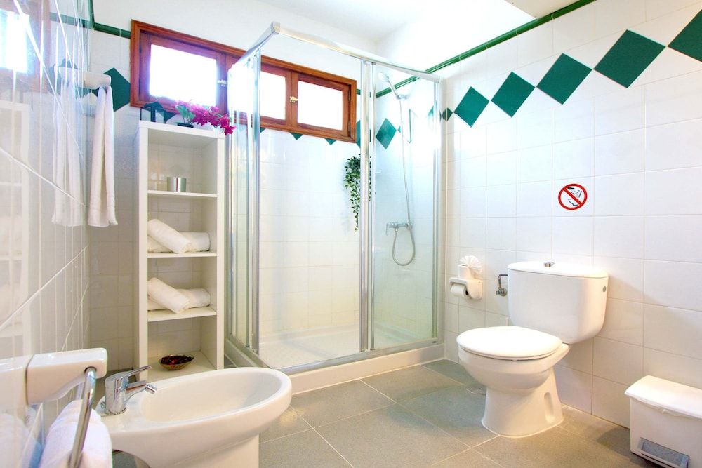 Superior Room (3 pax)