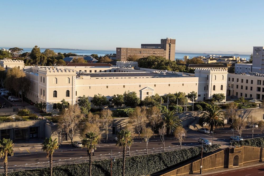 undefined Protea Hotel by Marriott Cape Town Waterfront Breakwater Lodge 7