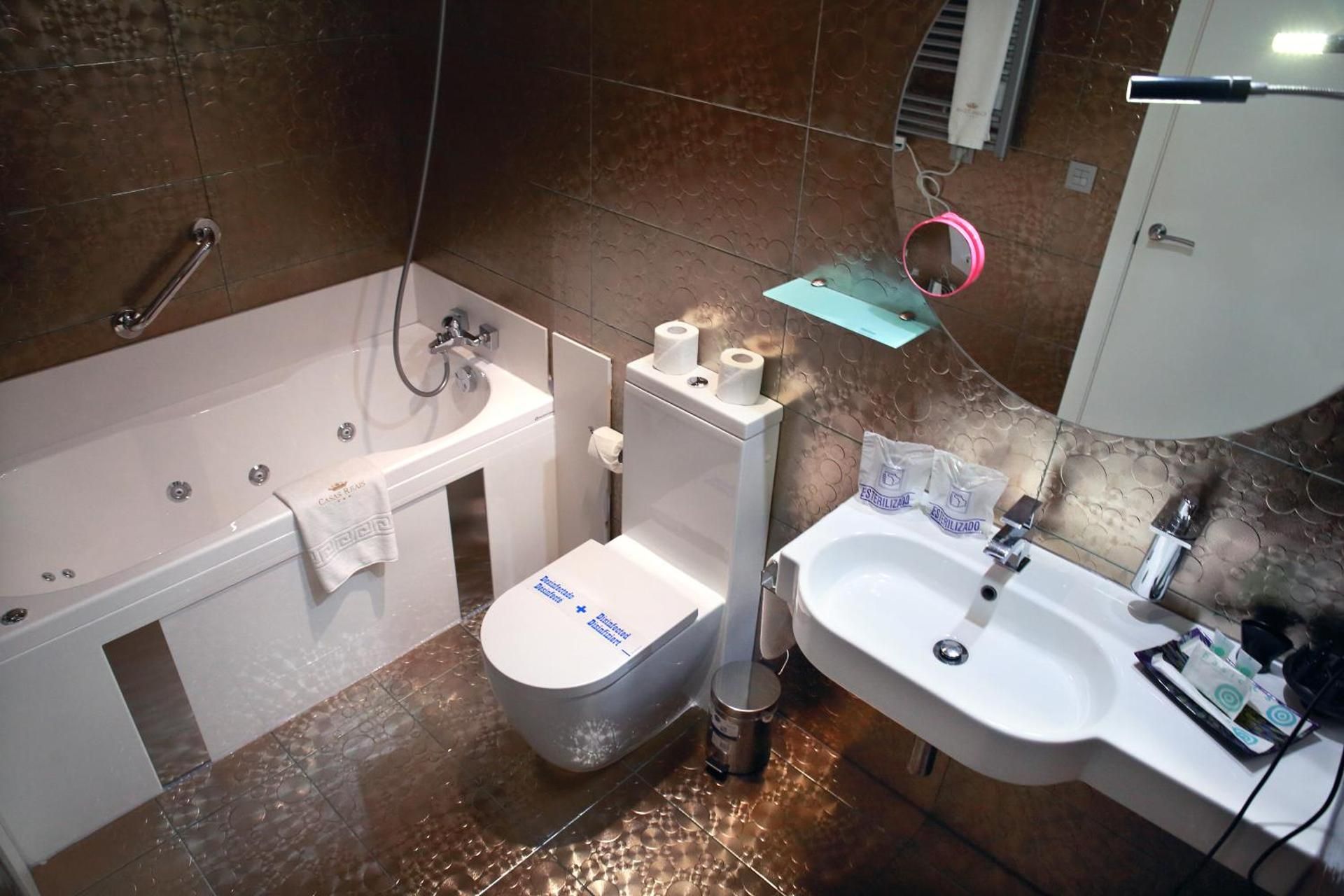 Double Room - Attic with Spa Bath